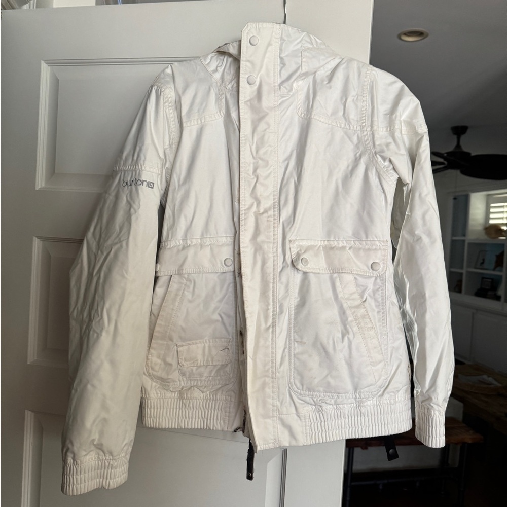 Burton Off-White Jacket with Logo